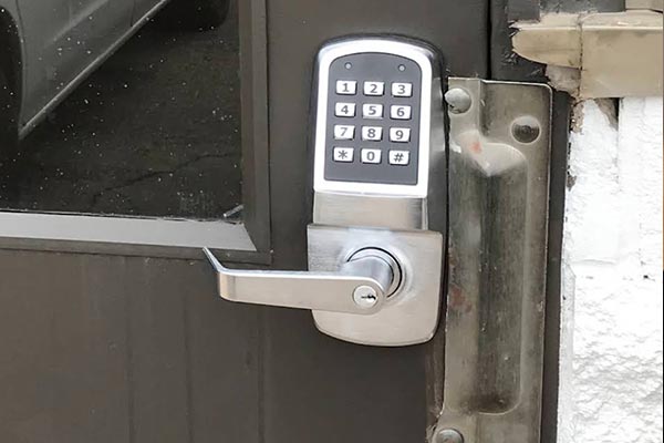Choosing the Right Access Control System for Waukesha Small Businesses